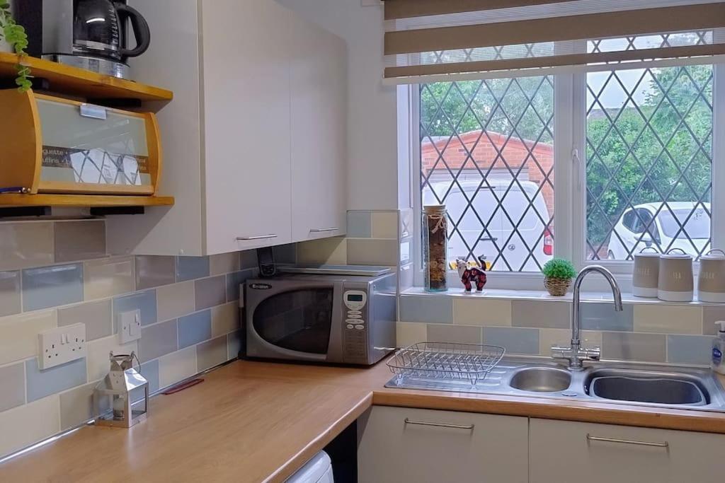 Ludlow Mews Town House With Free Parking エクステリア 写真