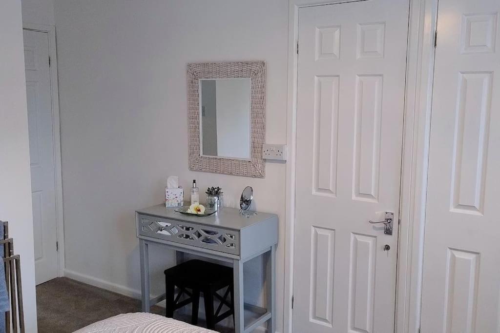 Ludlow Mews Town House With Free Parking エクステリア 写真